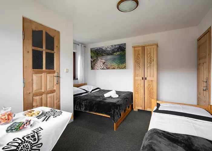 Turnia Nocleg ze śniadaniem 4*