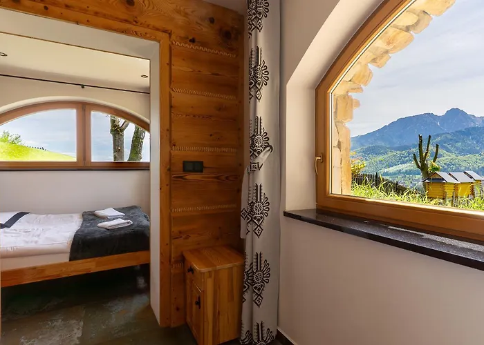 Turnia Nocleg ze śniadaniem