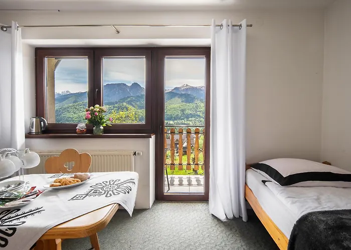 Turnia Nocleg ze śniadaniem