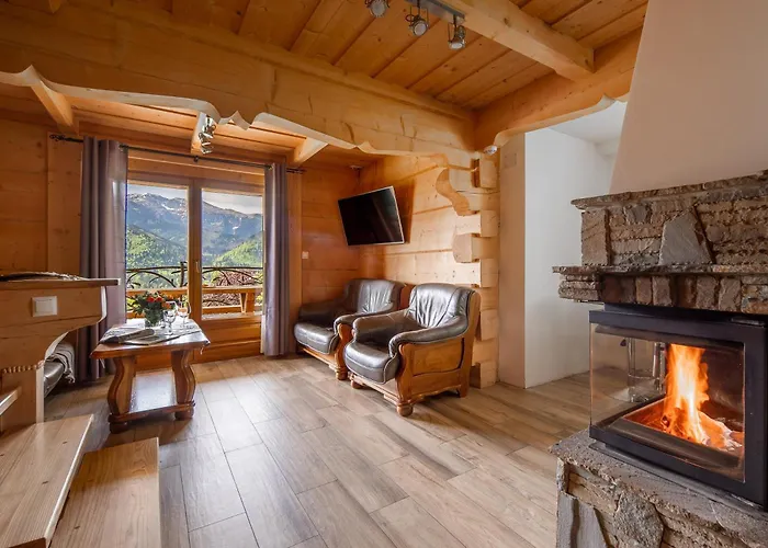 Turnia Nocleg ze śniadaniem 4*