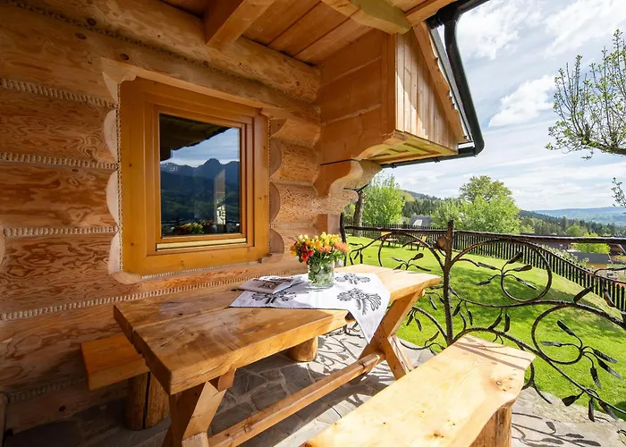 Turnia Nocleg ze śniadaniem 4*